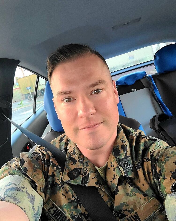 ���� 46789951 ������� KELVIN WU, 46 ���, ���� ���������� � ������