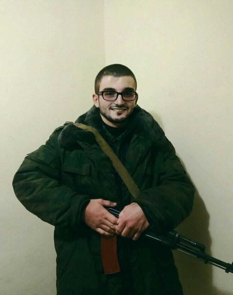  17690691  , 32 ,    