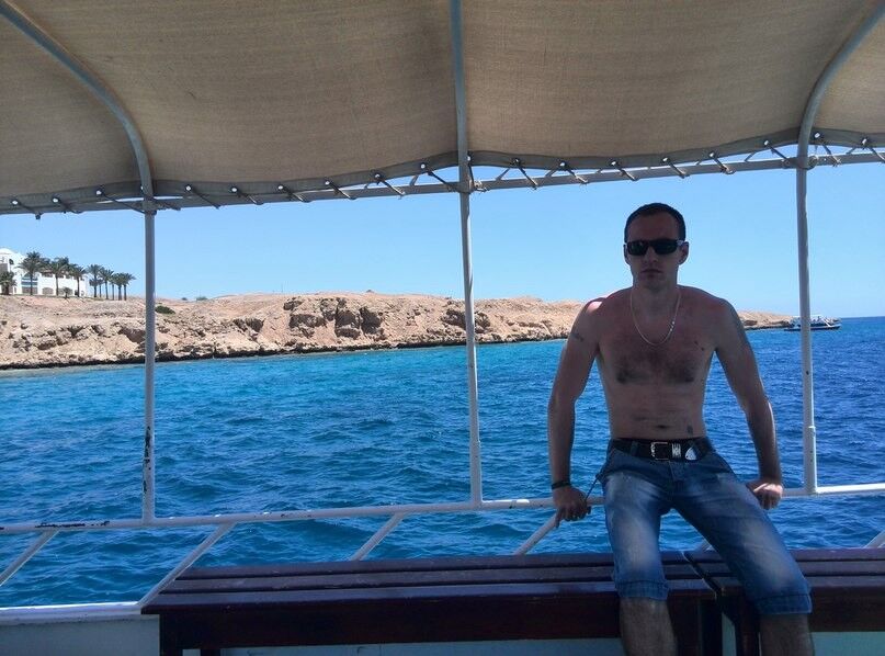  ,   Alex, 35 ,   ,   , c 
