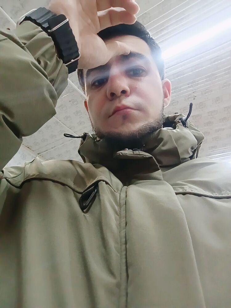  ,   Aly, 27 ,   ,   