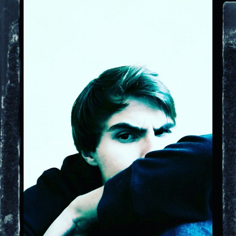  12002571  , 27 ,    