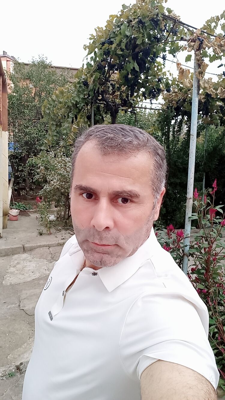  47865941  Roma, 44 ,    