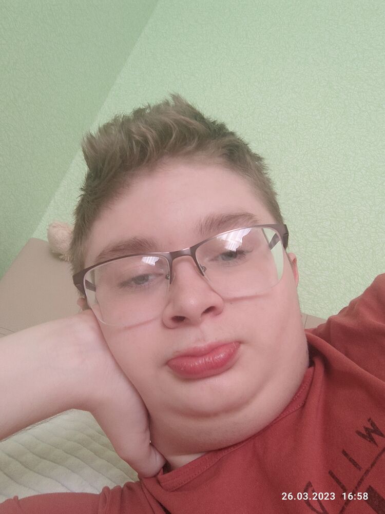  33428041  , 25 ,    