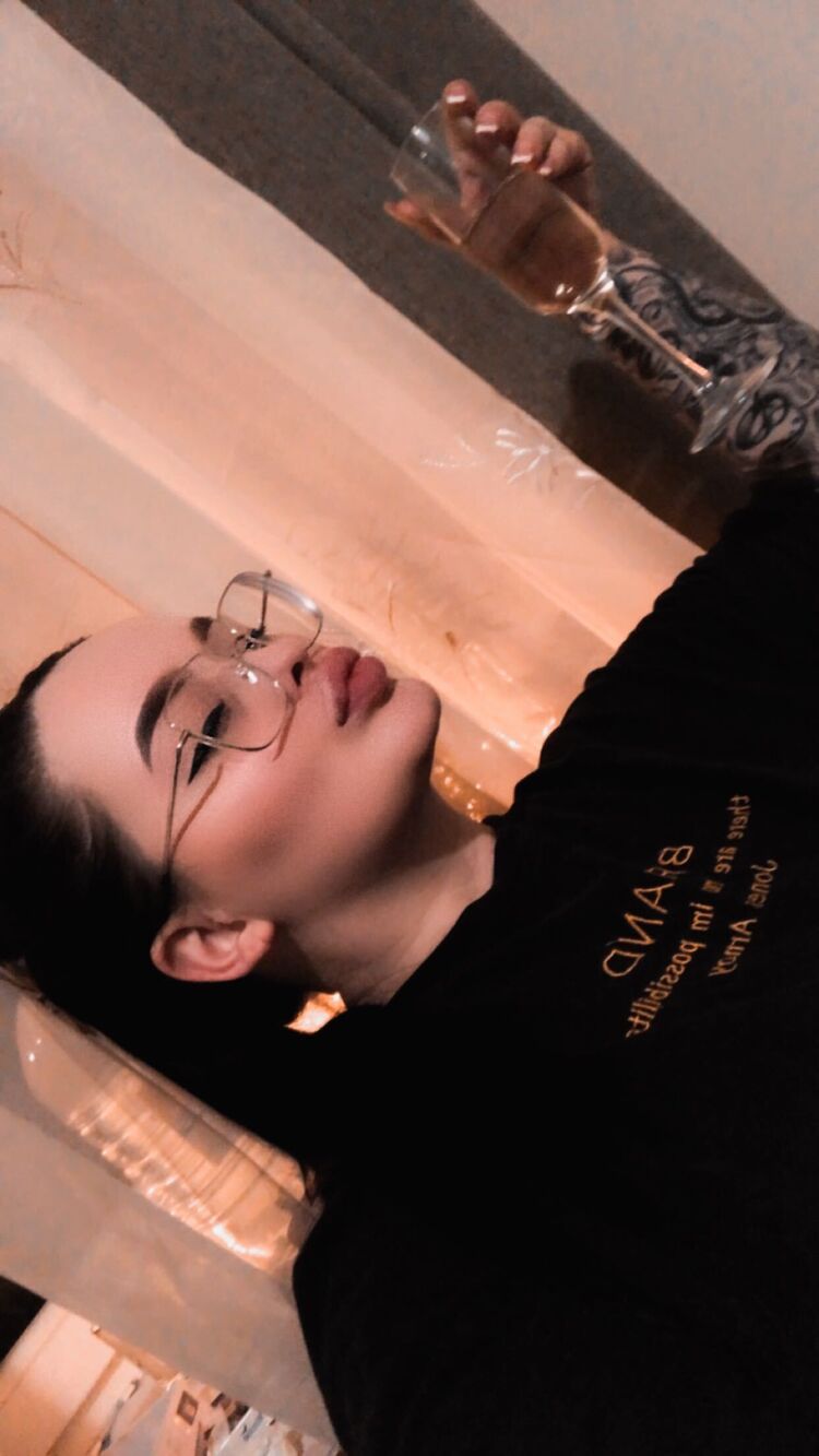  41961411  , 27 ,    -