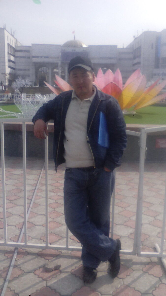  9386681  Tlka, 51 ,    
