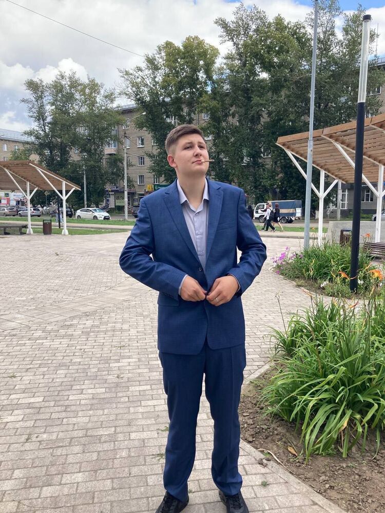 ���� 48325671 ����� Artem, 20 ���, ���� ���������� � ���������