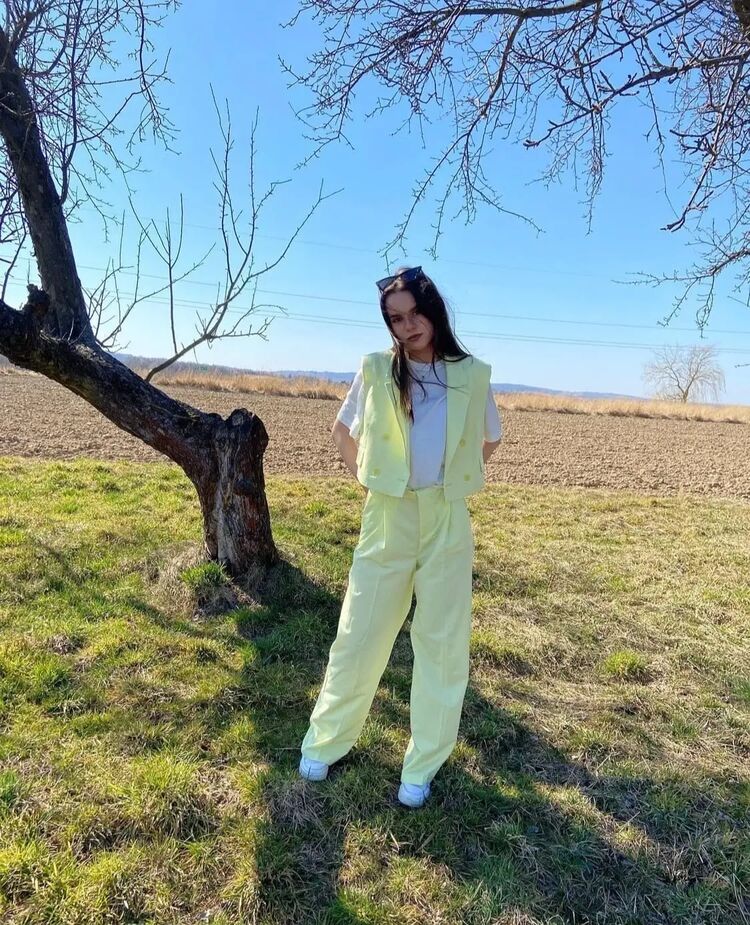  27644451  , 28 ,    -