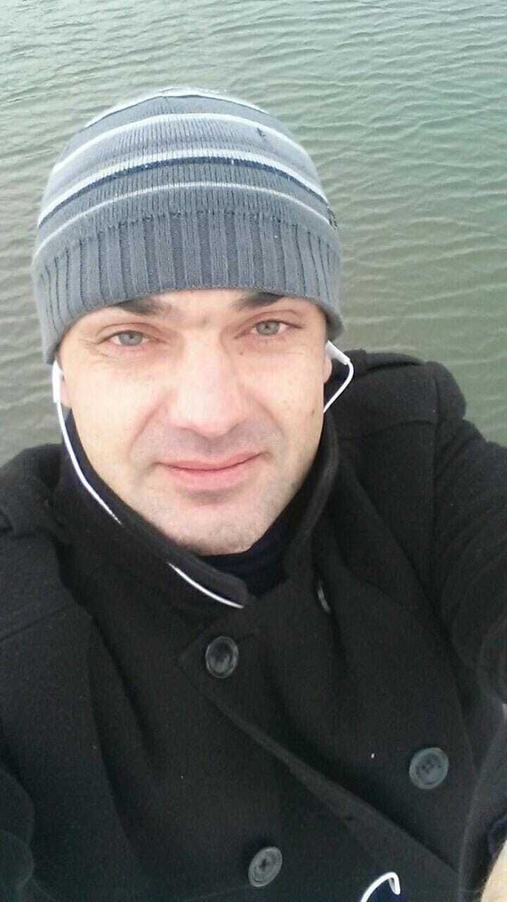 24666501  , 41 ,    