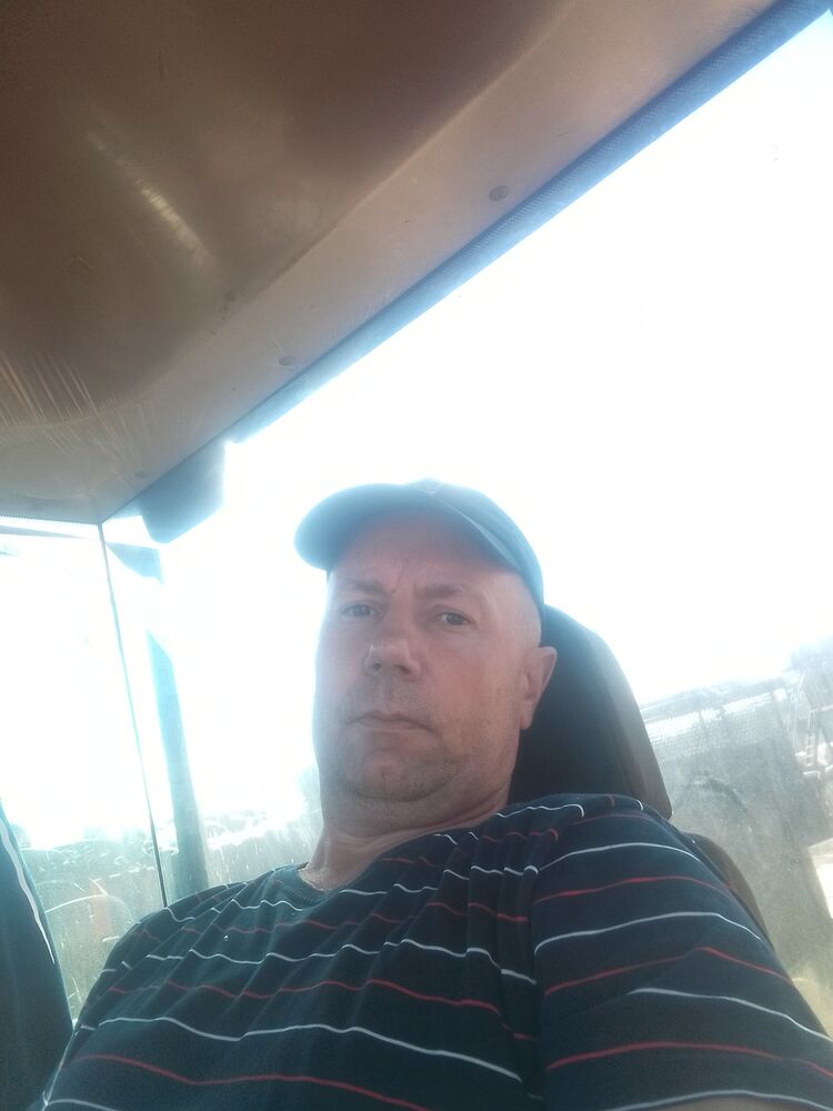  44429741  , 48 ,    