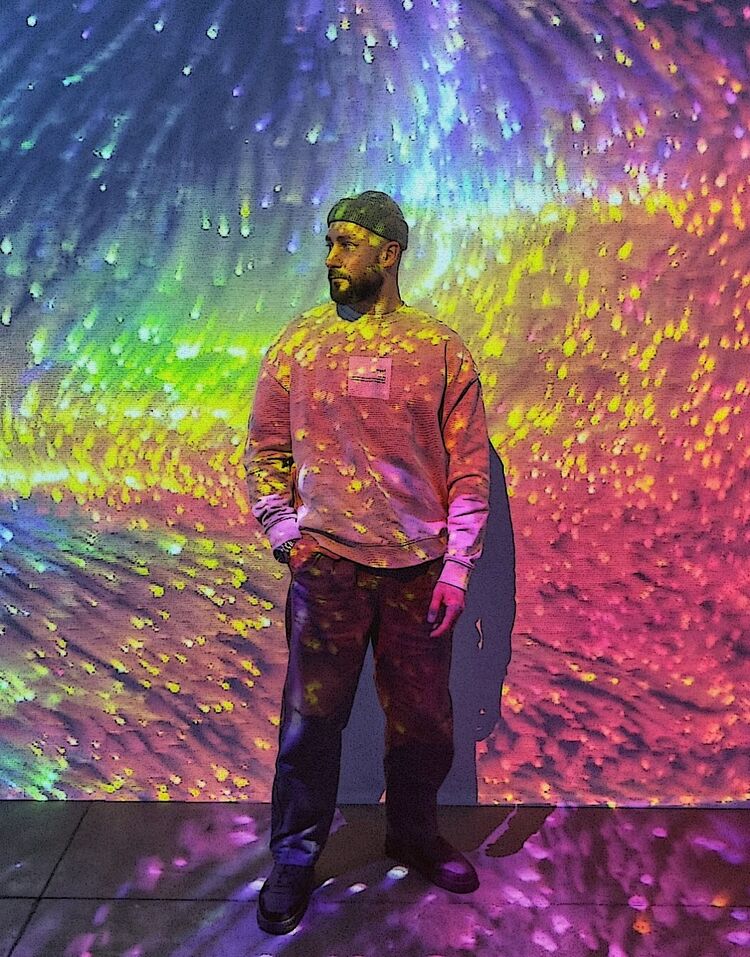  54506561  Denis, 33 ,    