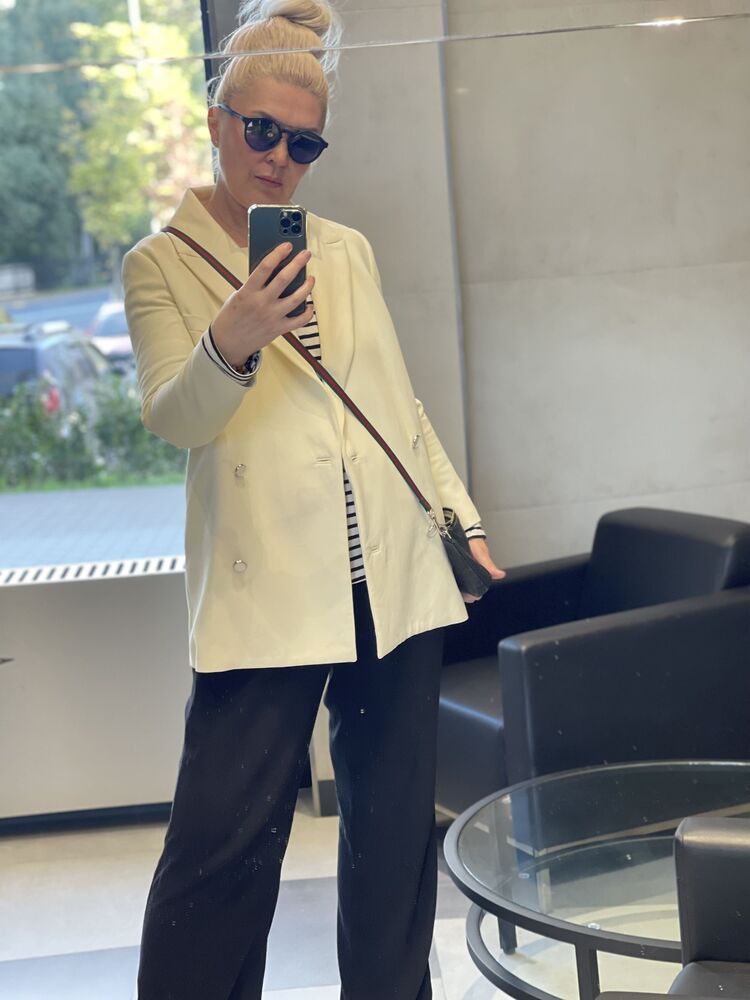  -,   Anastasia, 54 ,   ,   