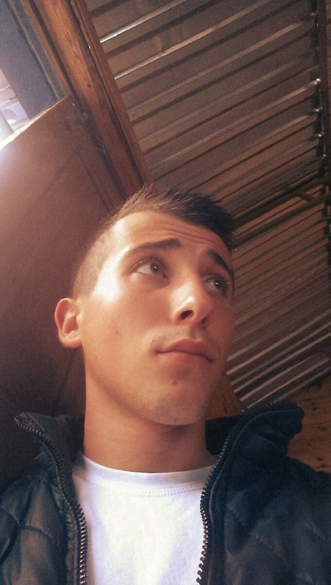  5289761  Denis, 29 ,    