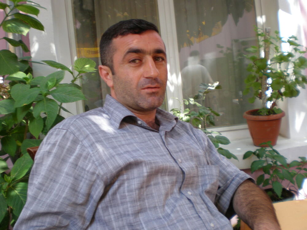  ,   Ali, 49 ,   