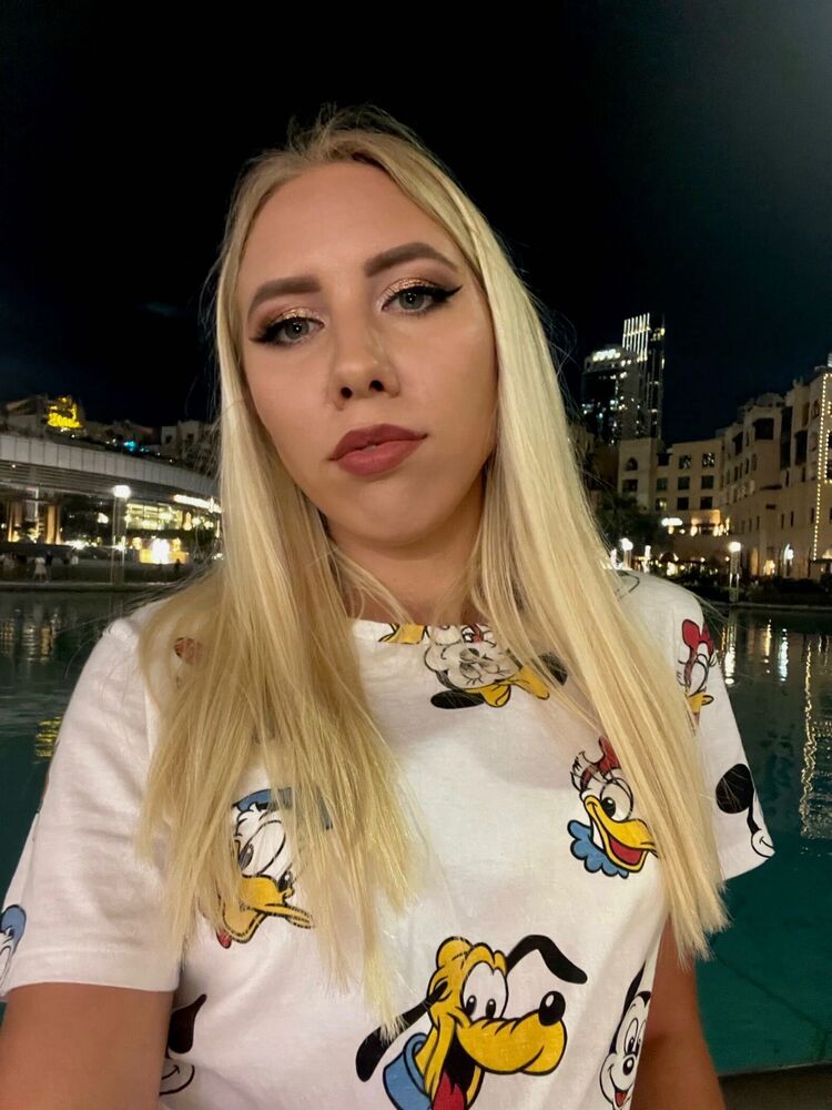  33122611  Yana, 27 ,    