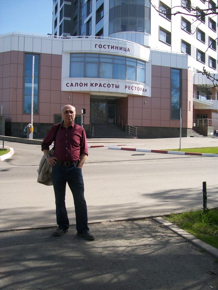  14048171  Ewgenii, 75 ,    