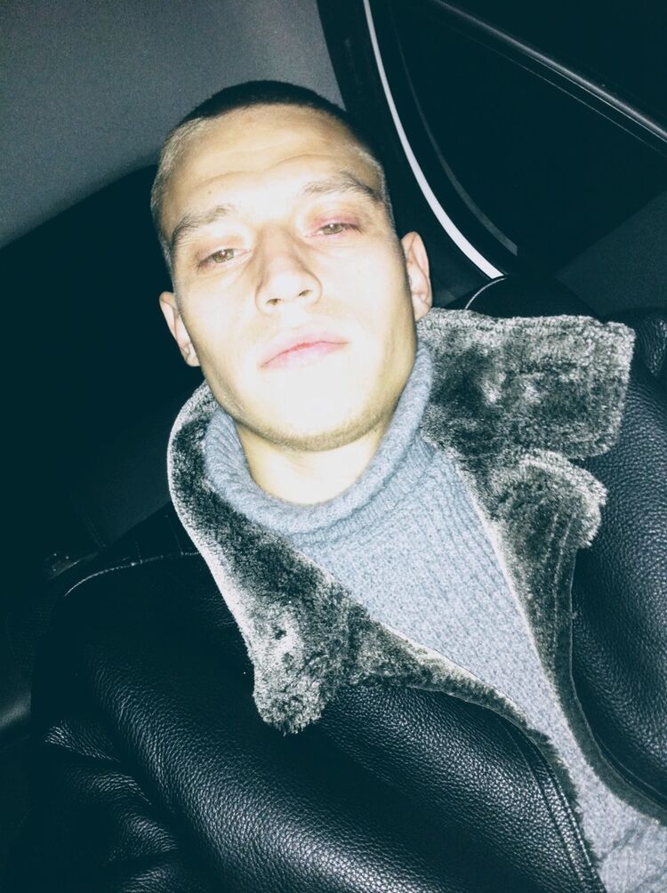  18734201  , 32 ,    