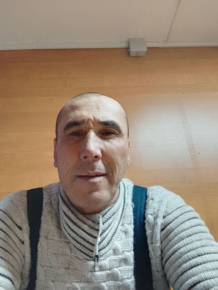  39422261  , 52 ,    