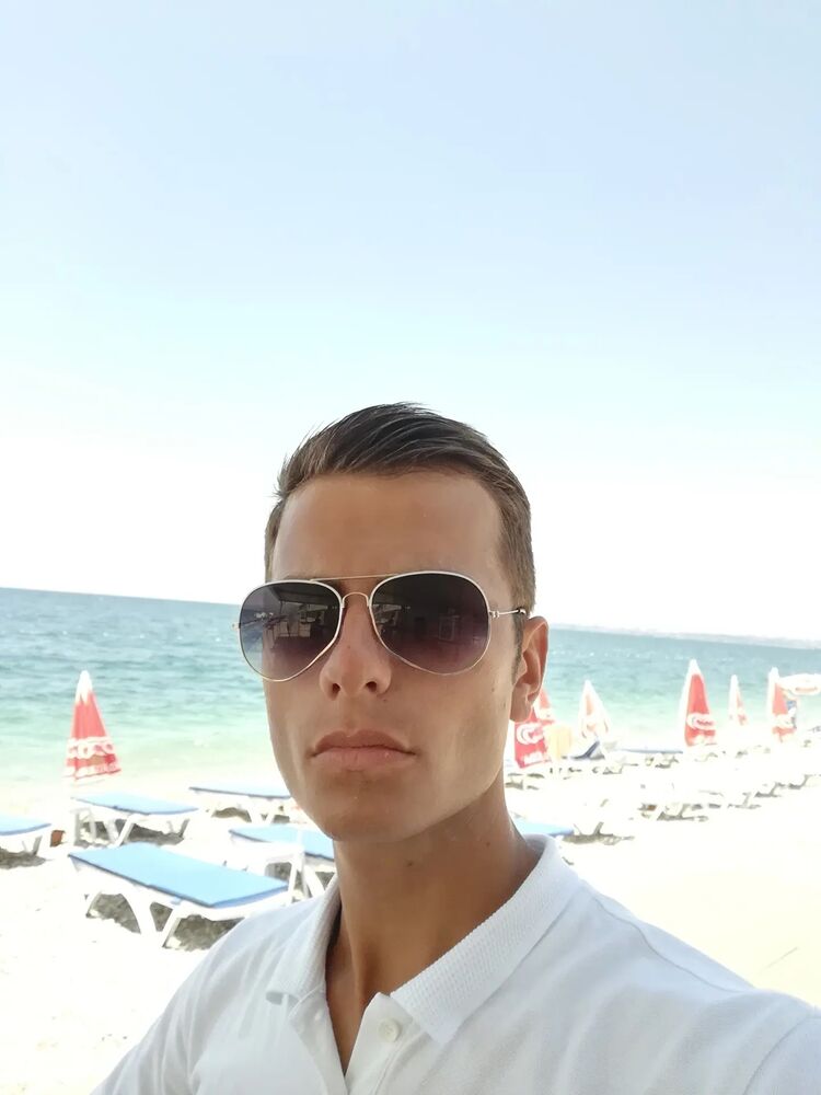  35079161  , 25 ,    