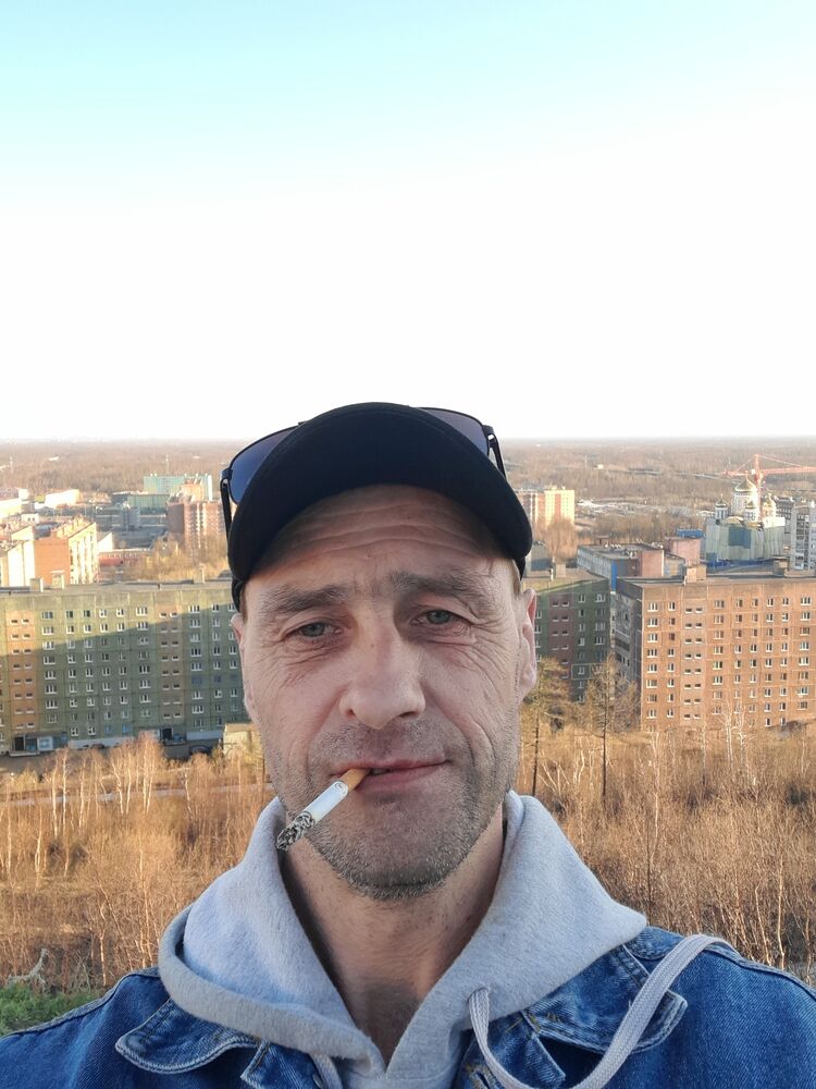  ,   Miha, 47 ,   ,   