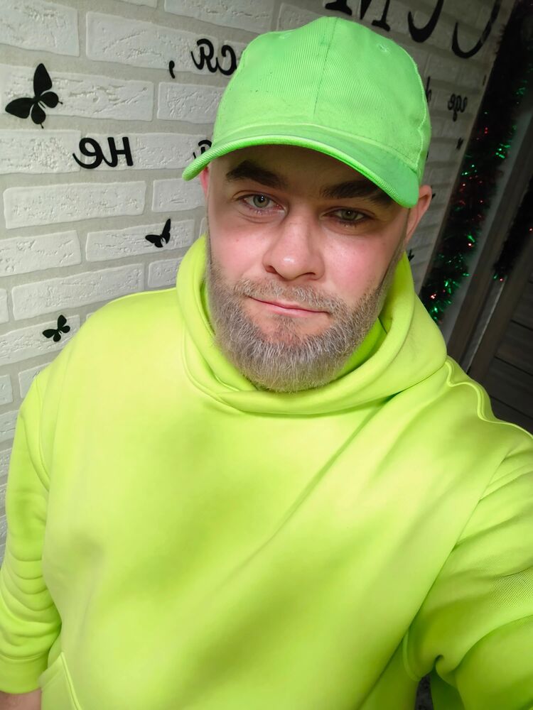  54533271  Green Boy, 33 ,    