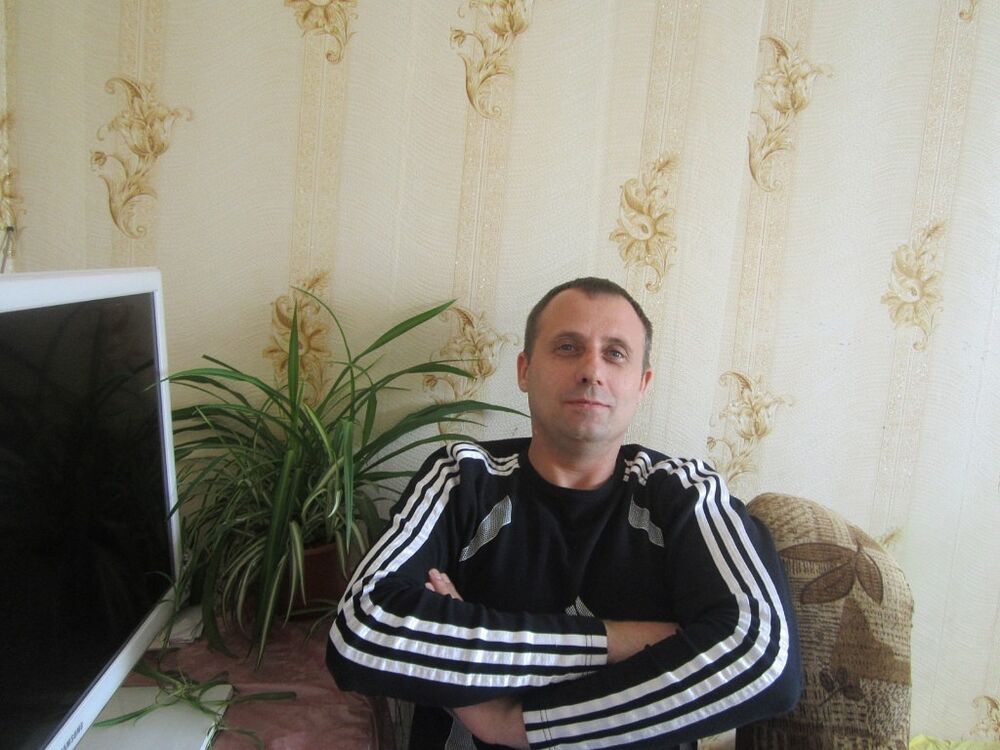  ,   Aleks, 51 ,   ,   , c 