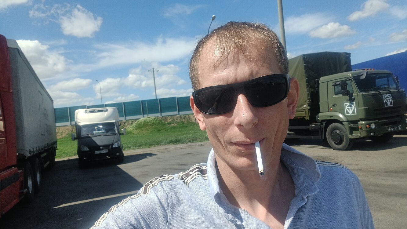  52873951  , 36 ,    