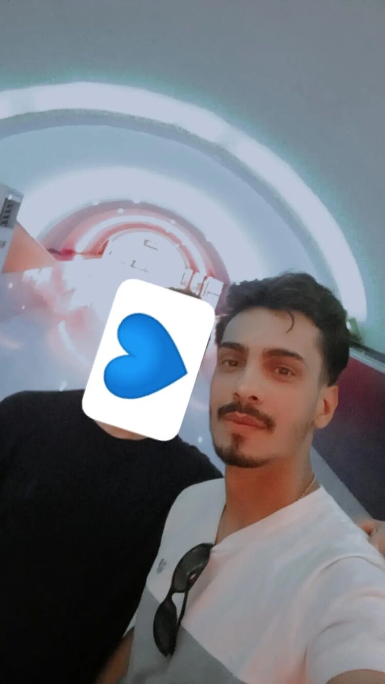  49787721  Amin, 25 ,    