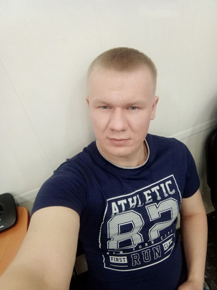  21169121  , 32 ,    