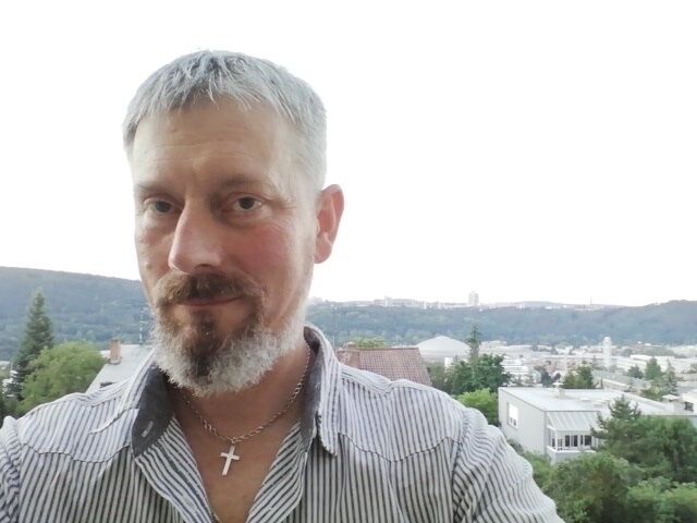  ,   TOMAS, 54 ,     , c 
