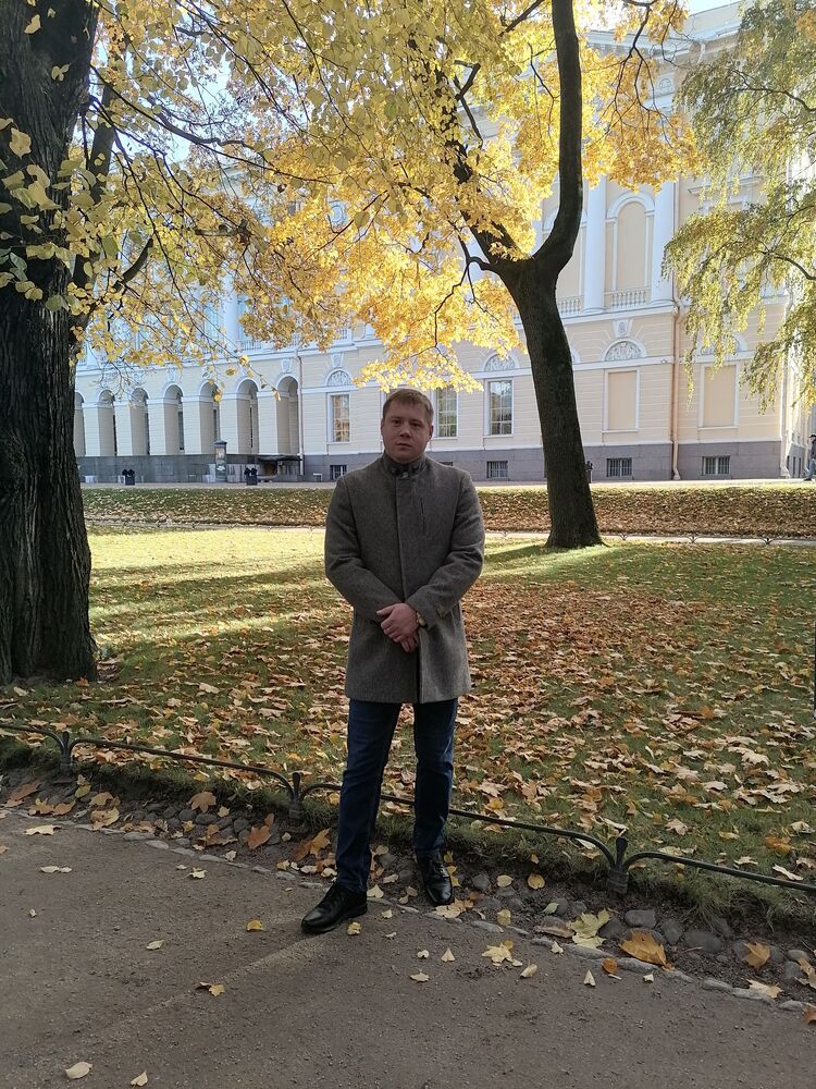  29992861  Ilya, 33 ,    -