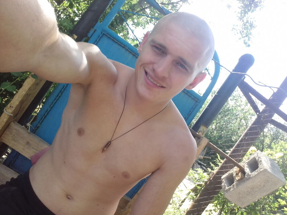  15827221  Vadim, 31 ,    