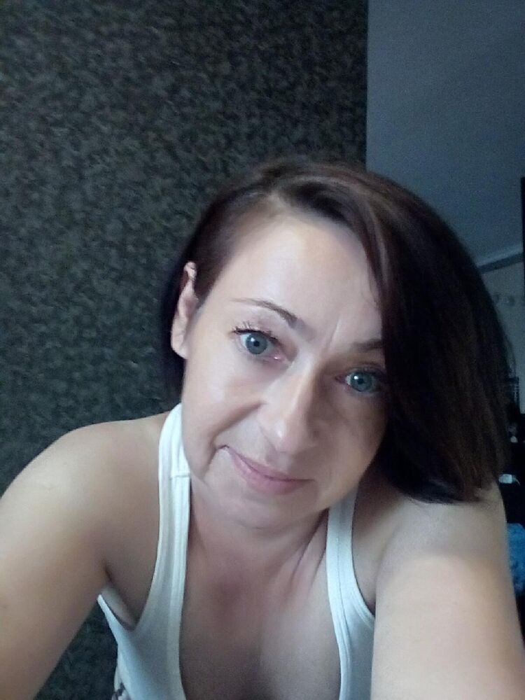 40350571  , 49 ,    