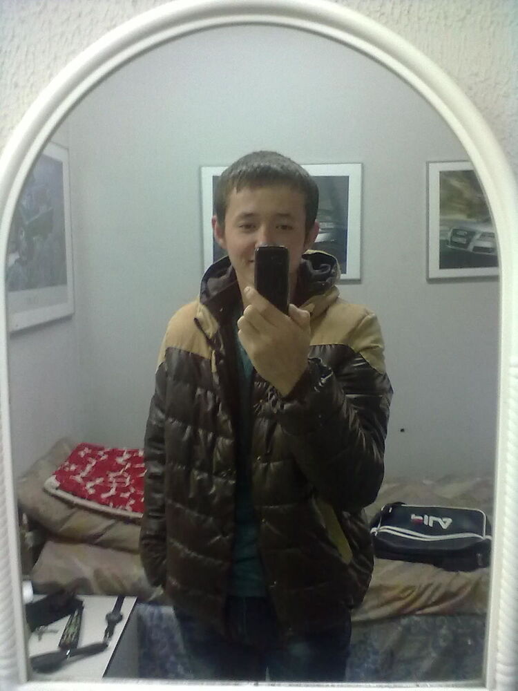  ,   Maksim, 33 ,   ,   , c 