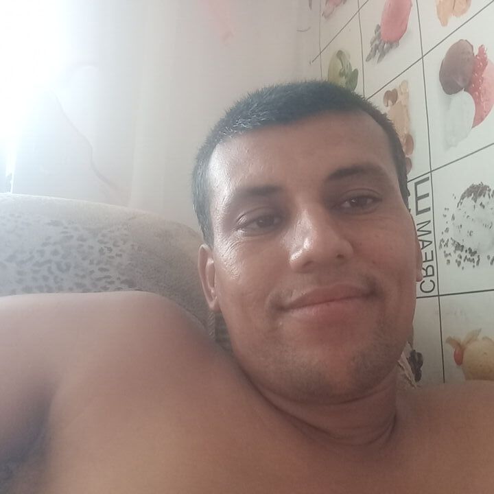  37209321  , 40 ,    