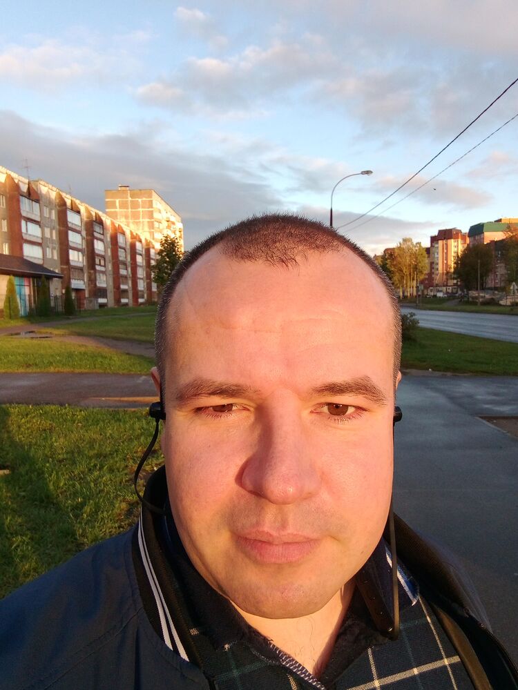  ,   Viktor, 43 ,   ,   , c , 