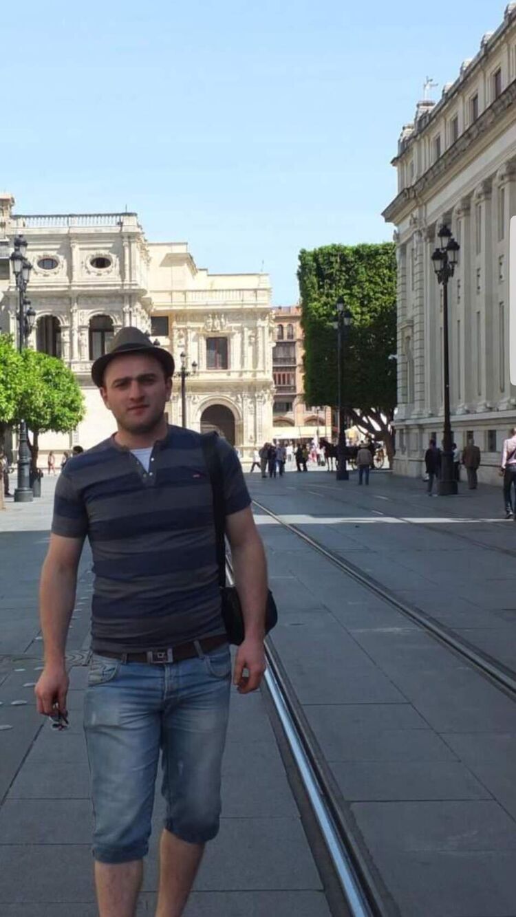  ,   Amiran, 34 ,   ,   