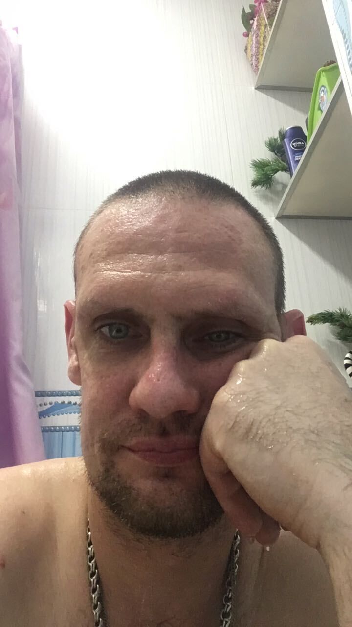  ,   Nikolai, 40 ,   c 