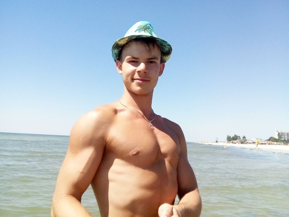  13525641  Andrey, 30 ,    