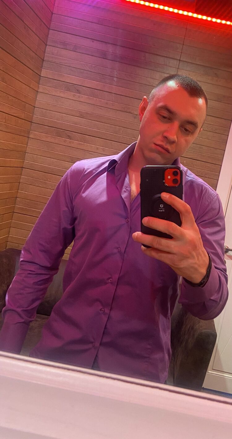  32795251  , 30 ,    