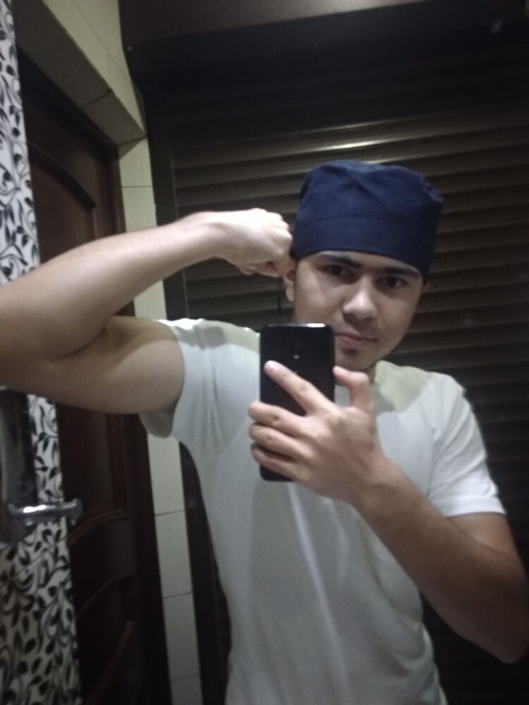  ,   Akon, 23 ,   ,   , c 