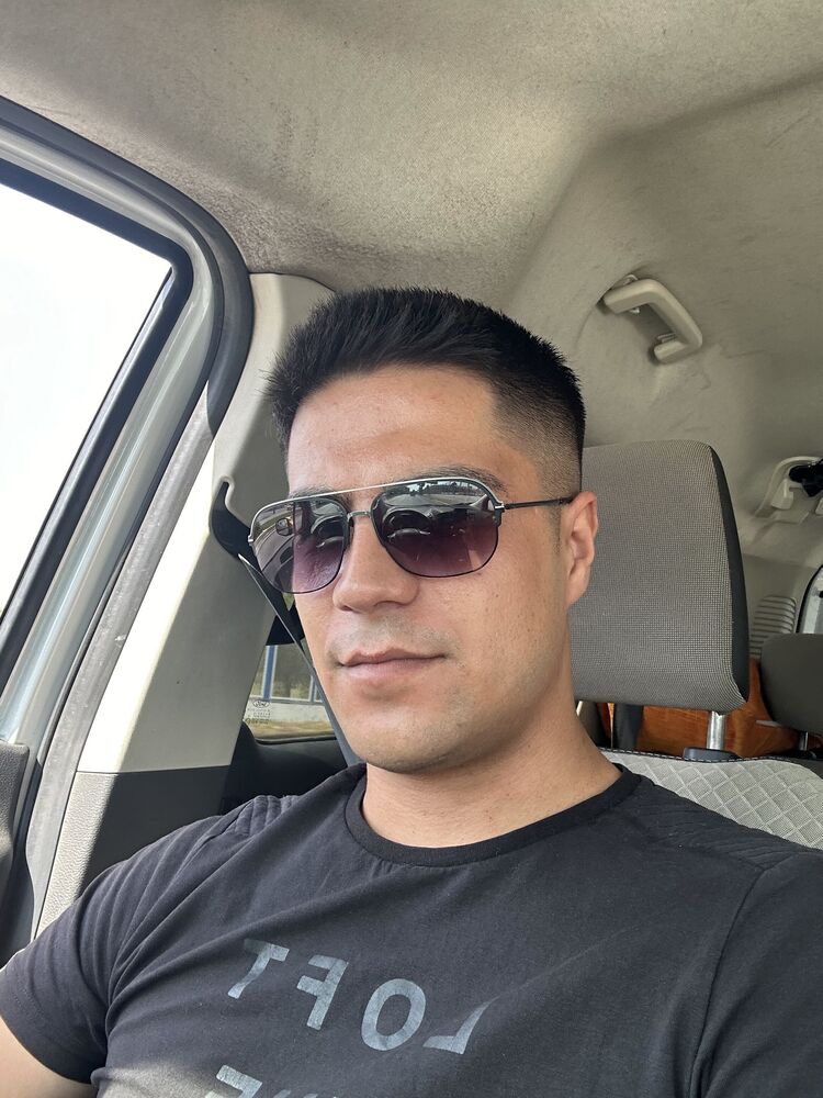  ,   Batuhan, 28 ,   ,   