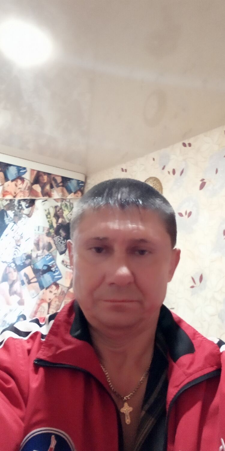  40173661  , 48 ,    