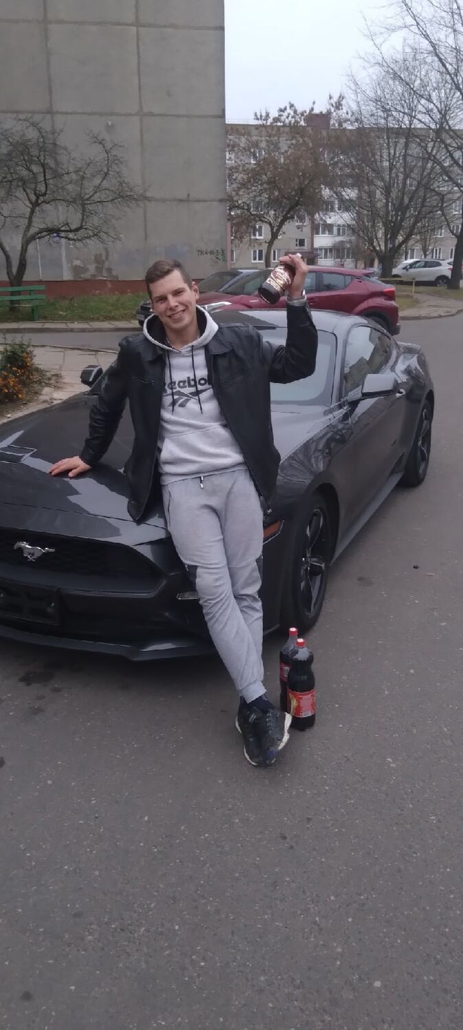  ,   Denis, 25 ,   ,   , c , 