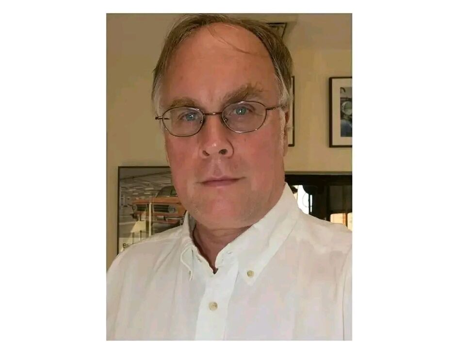  29897311  David, 62 ,    