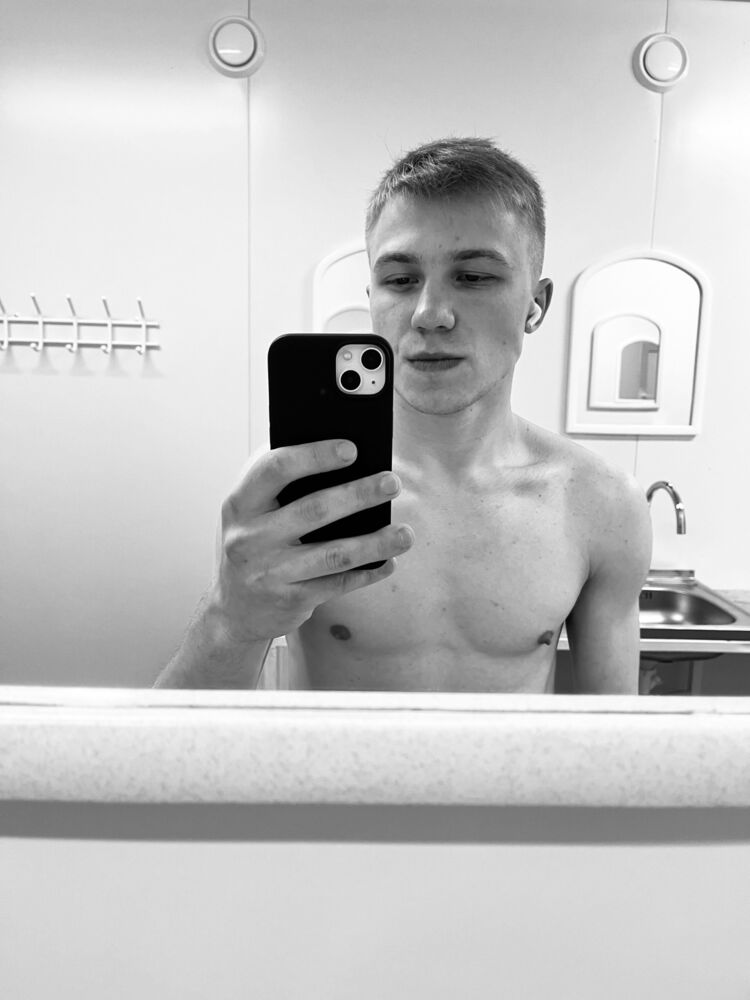  ,   Danil, 22 ,   ,   