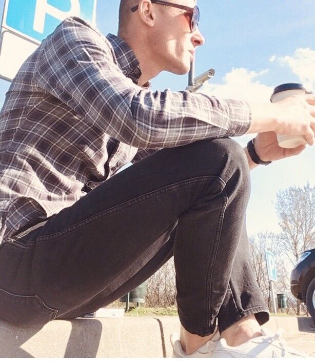  18567471  Bogdan, 39 ,    Abbekas