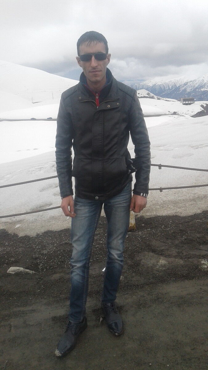  ,   Georgiy, 37 ,   ,   , c , 
