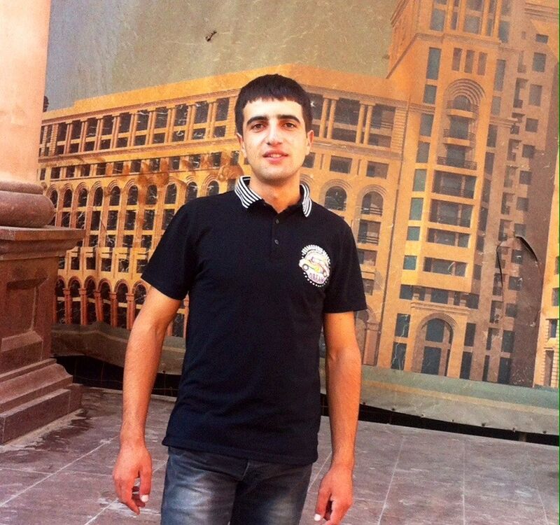  6499921  Armen, 30 ,    