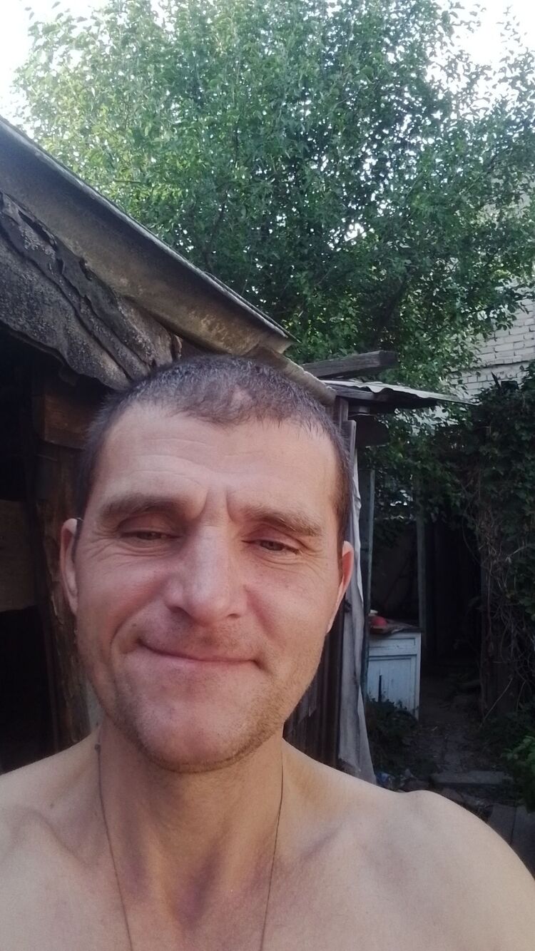  53418081  , 46 ,    --