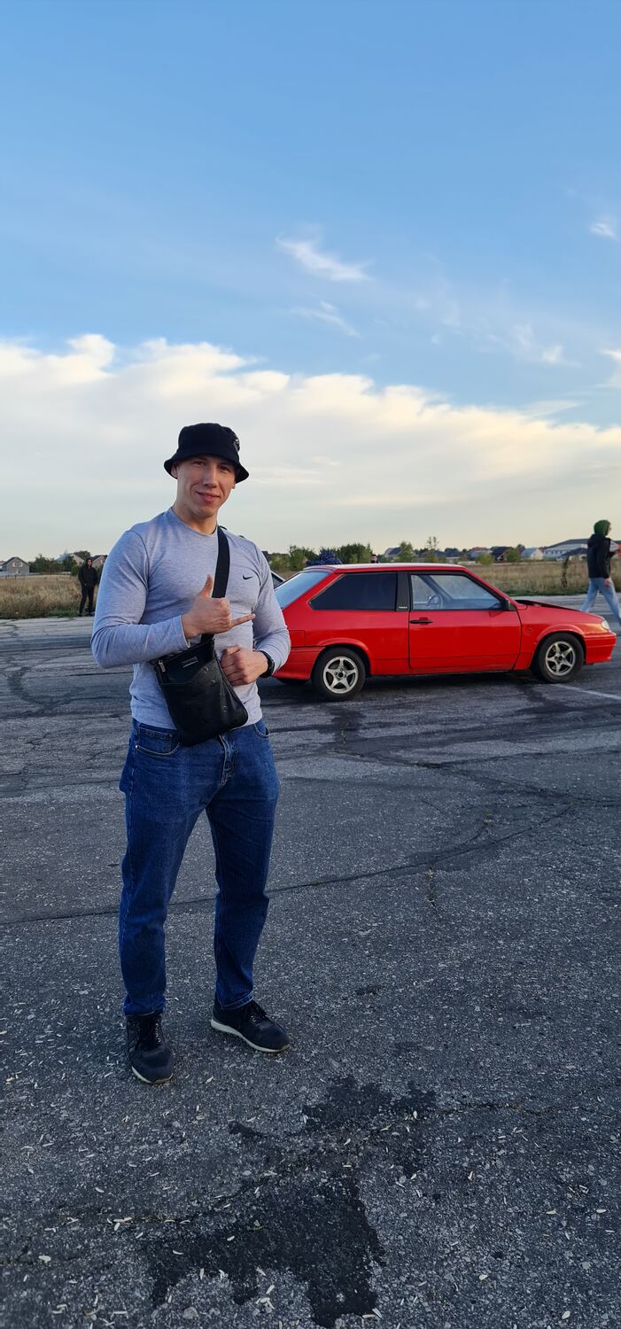  32435261  Vladimir, 33 ,    